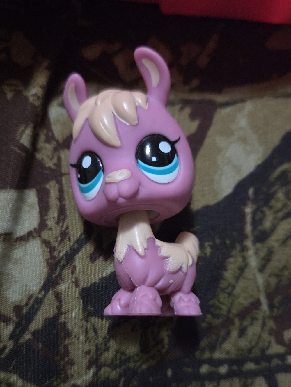 Littlest Pet Shop Pink-purple  Lamb Figure with Blue Eyes